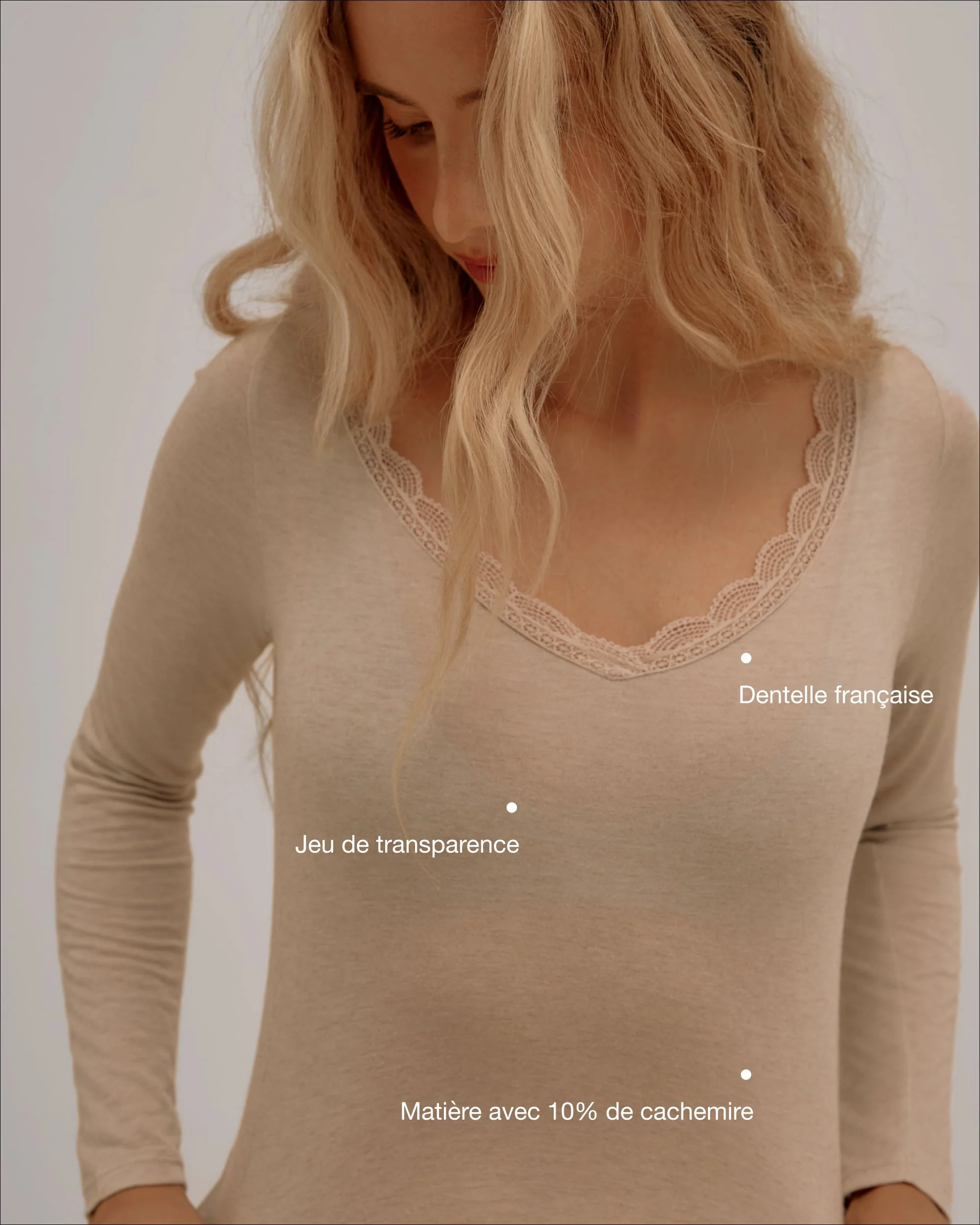 Top Décolleté Dentelle Cachemire & Modal - Beige - Image 5